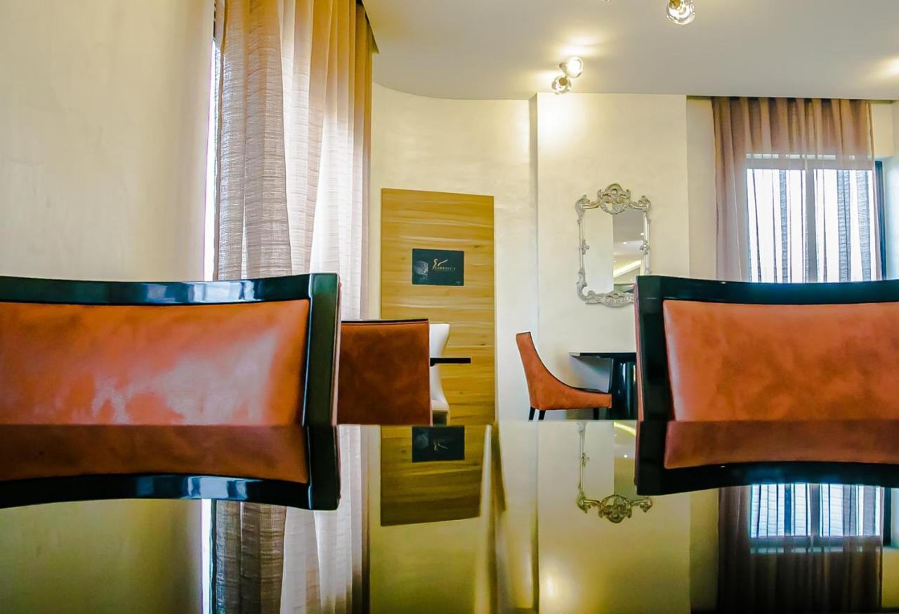 Royal Residences By Design Union Aliayabiagba Zewnętrze zdjęcie